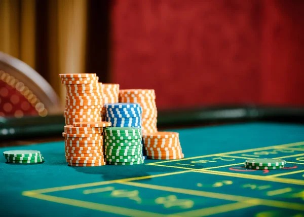 Caribbean Stud Poker live dealer table on meriam4d